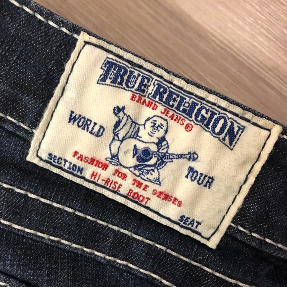 COPY - True Religion Hi-Rise Boot Cut Jeans - Picture 4 of 5